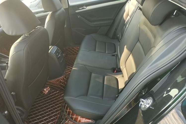 Used Volkswagen Sagitar 2018 1.6L Automatic Comfort Model Left Rear Seat