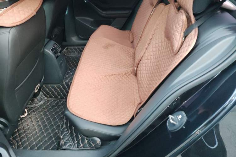 Used Volkswagen Sagitar 2018 280TSI DSG Ignite Edition Left Rear Seat