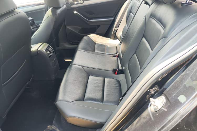 Used Volkswagen Sagitar 2018 280TSI DSG Ignite Edition Left Rear Seat