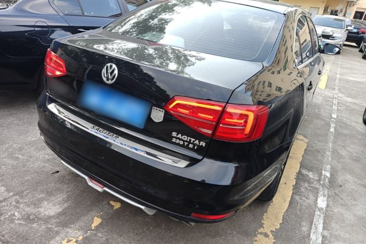 Used Volkswagen Sagitar 2018 1.6L Automatic Comfort Model Rear Right 45 Deg