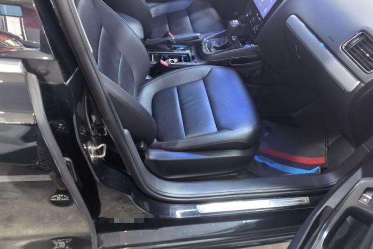 Used Volkswagen Sagitar 2018 280TSI DSG Ignite Edition Right Front Seat