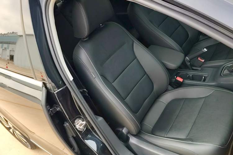 Used Volkswagen Sagitar 2018 280TSI DSG Comfort Model Right Front Seat