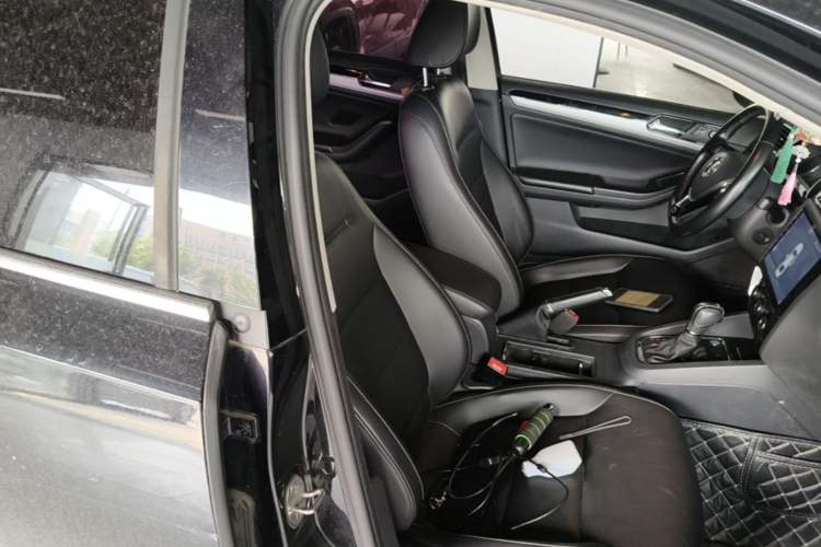 Used Volkswagen Sagitar 2018 280TSI DSG Comfort Model Right Front Seat