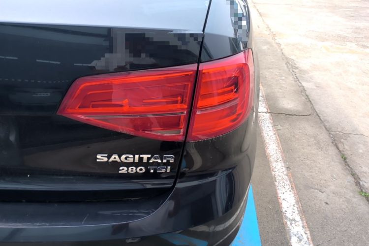 Used Volkswagen Sagitar 2018 280TSI DSG Comfort Model Right Rear Taillight