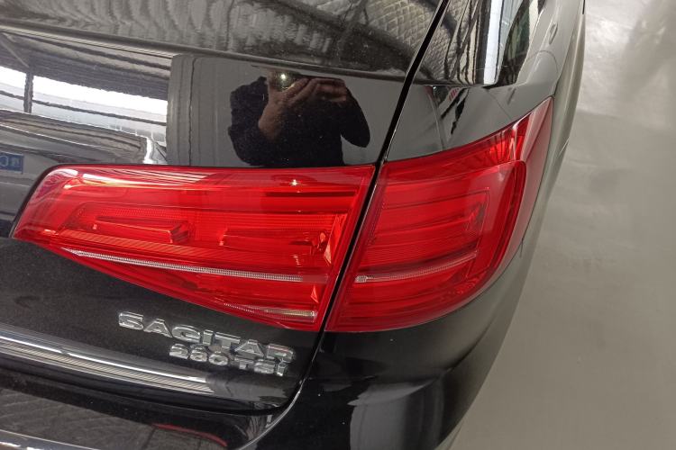 Used Volkswagen Sagitar 2018 280TSI DSG Comfort Model Right Rear Taillight