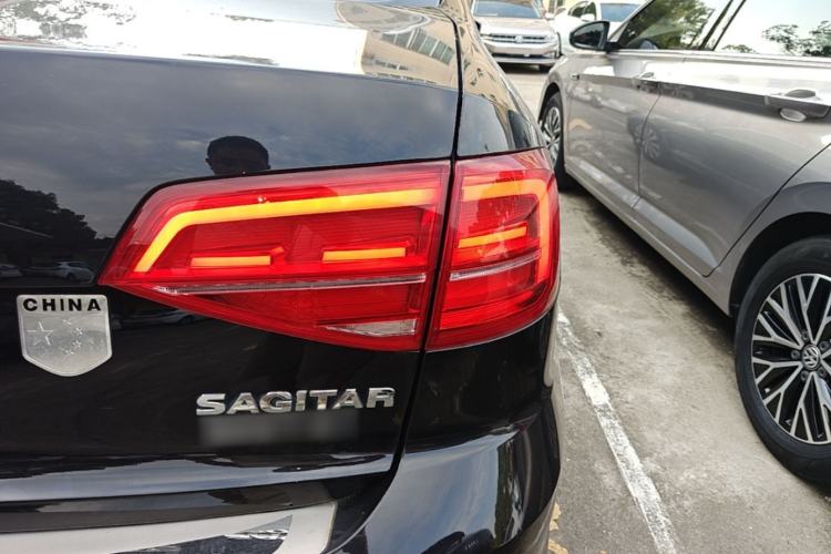 Used Volkswagen Sagitar 2018 1.6L Automatic Comfort Model Right Rear Taillight