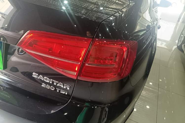Used Volkswagen Sagitar 2018 280TSI DSG Ignite Edition Right Rear Taillight