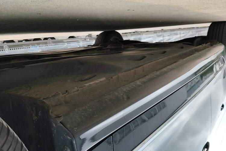 Used Volkswagen Sagitar 2018 280TSI DSG Comfort Model Right Side Sill