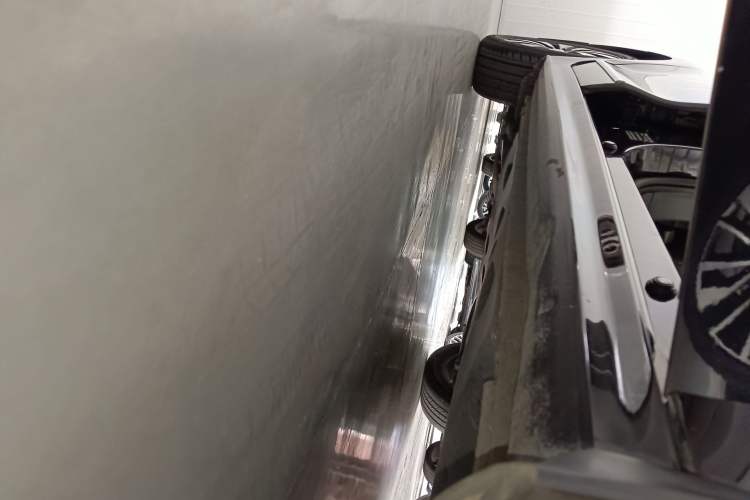 Used Volkswagen Sagitar 2018 280TSI DSG Comfort Model Right Side Sill