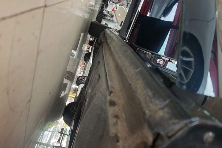 Used Volkswagen Sagitar 2018 1.6L Automatic Comfort Model Right Side Sill