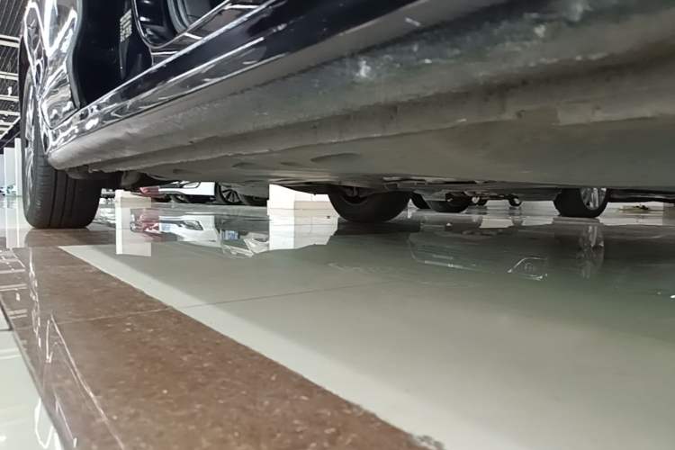 Used Volkswagen Sagitar 2018 1.6L Automatic Comfort Model Right Side Sill