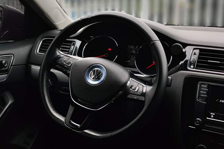 Used Volkswagen Sagitar 2018 1.6L Automatic Comfort Model Steering Wheel