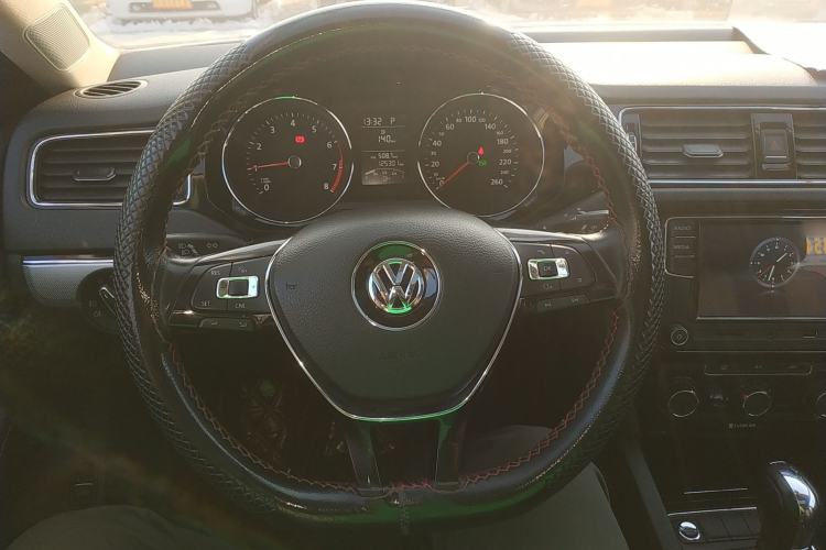 Used Volkswagen Sagitar 2018 1.6L Automatic Comfort Model Steering Wheel