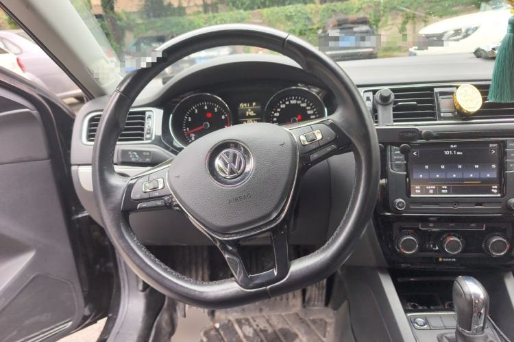 Used Volkswagen Sagitar 2018 1.6L Automatic Comfort Model Steering Wheel
