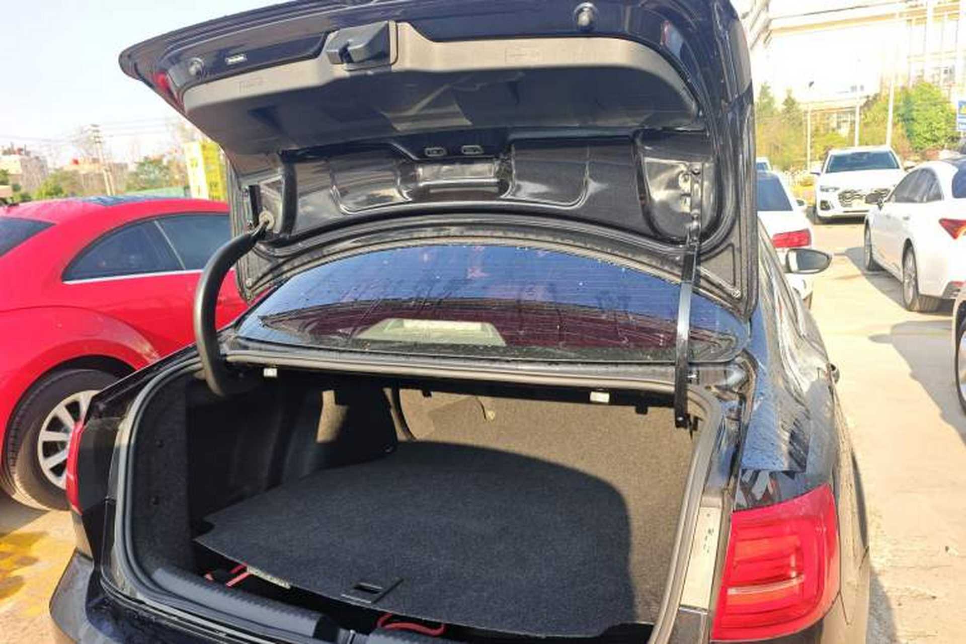 Used Volkswagen Sagitar 2018 180TSI DSG Prestige Edition Trunk