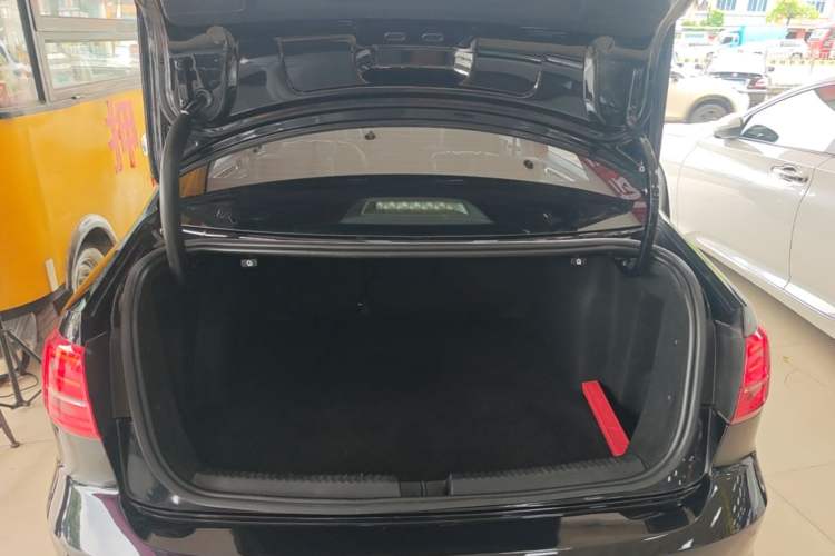 Used Volkswagen Sagitar 2018 1.6L Automatic Comfort Model Trunk