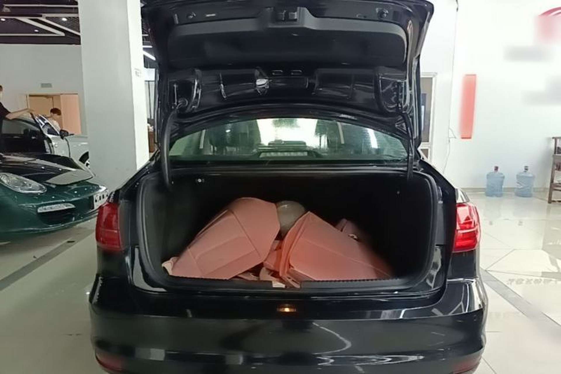 Used Volkswagen Sagitar 2018 1.6L Automatic Comfort Model Trunk