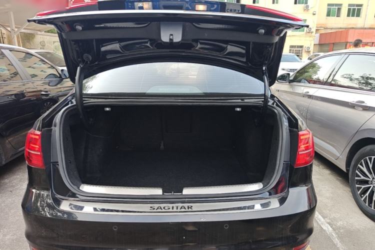 Used Volkswagen Sagitar 2018 1.6L Automatic Comfort Model Trunk