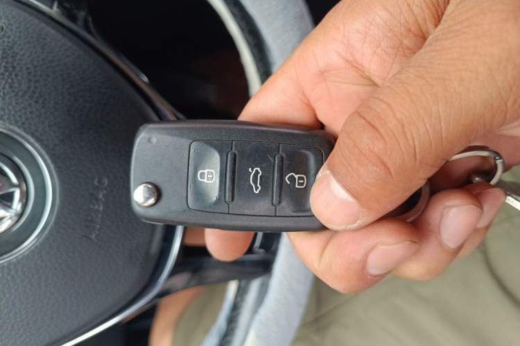Used Volkswagen Sagitar 2018 1.6L Automatic Comfort Model Vehicle Key