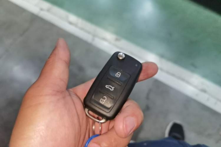 Used Volkswagen Sagitar 2018 280TSI DSG Comfort Model Vehicle Key