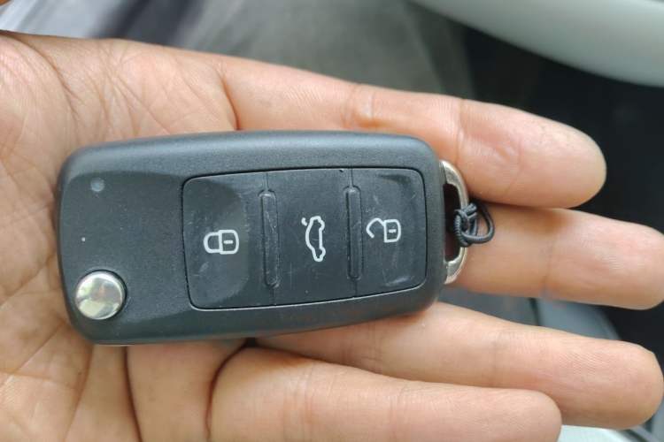 Used Volkswagen Sagitar 2018 180TSI DSG Prestige Edition Vehicle Key