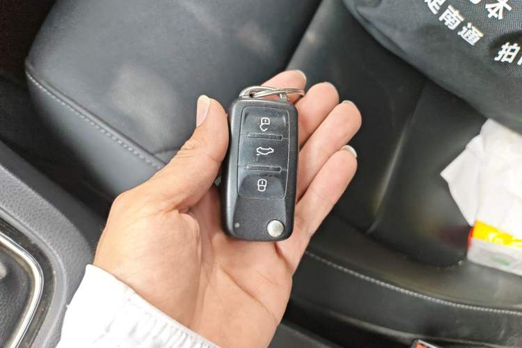 Used Volkswagen Sagitar 2018 280TSI DSG Comfort Model Vehicle Key