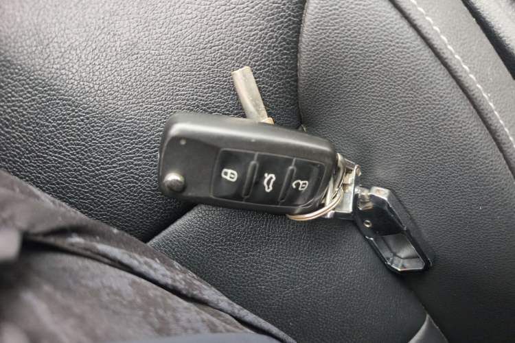 Used Volkswagen Sagitar 2018 1.6L Automatic Comfort Model Vehicle Key