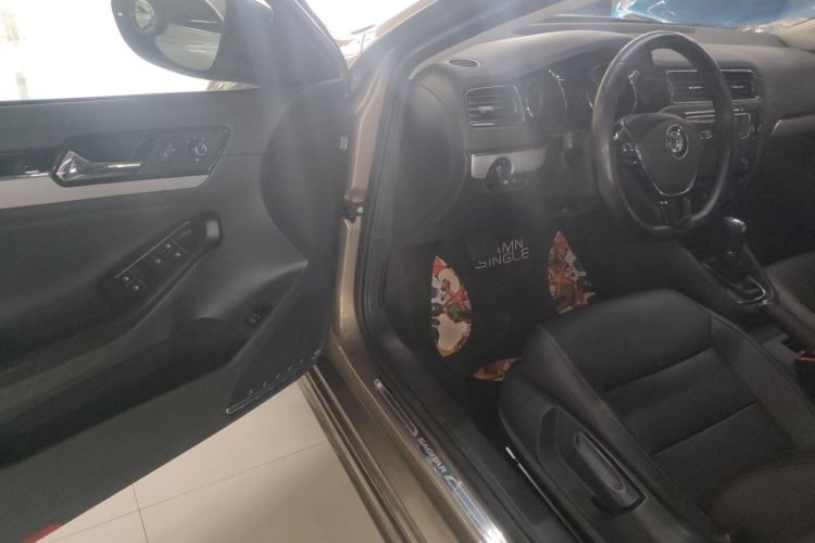 Used Volkswagen Sagitar 2018 280TSI DSG Ignite Edition Driver Seat