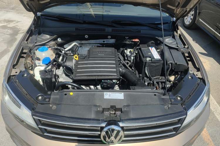 Used Volkswagen Sagitar 2018 1.6L Automatic Comfort Model Engine Bay