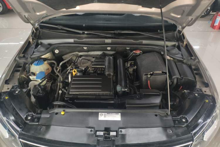 Used Volkswagen Sagitar 2018 280TSI DSG Ignite Edition Engine Bay