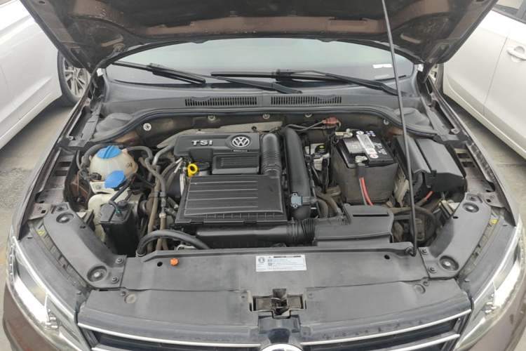 Used Volkswagen Sagitar 2018 280TSI DSG Ignite Edition Engine Bay