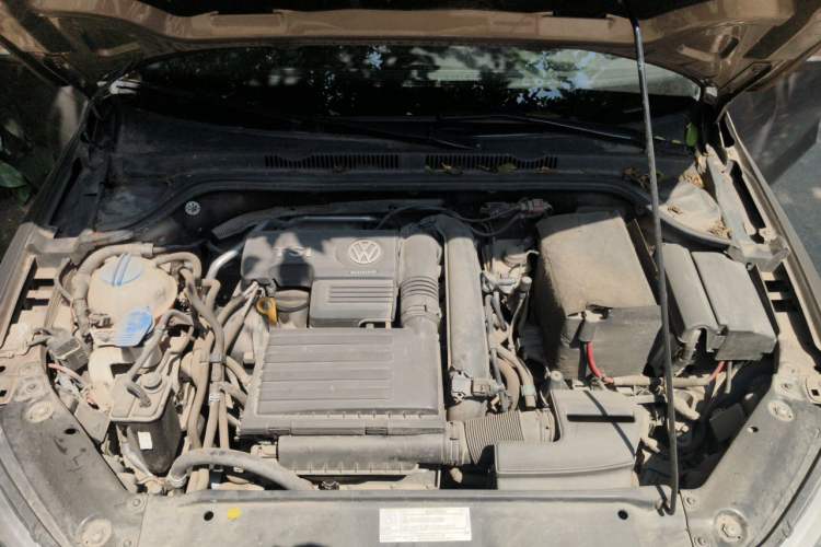Used Volkswagen Sagitar 2018 280TSI DSG Comfort Model Engine Bay