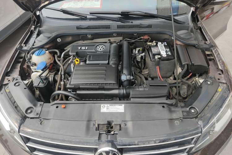 Used Volkswagen Sagitar 2018 280TSI DSG Ignite Edition Engine Bay