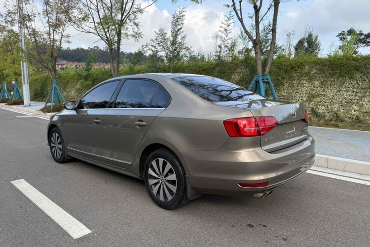 Used Volkswagen Sagitar 2018 280TSI DSG Comfort Model Exterior 2