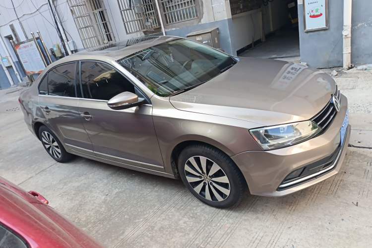 Used Volkswagen Sagitar 2018 1.6L Automatic Comfort Model Exterior 2