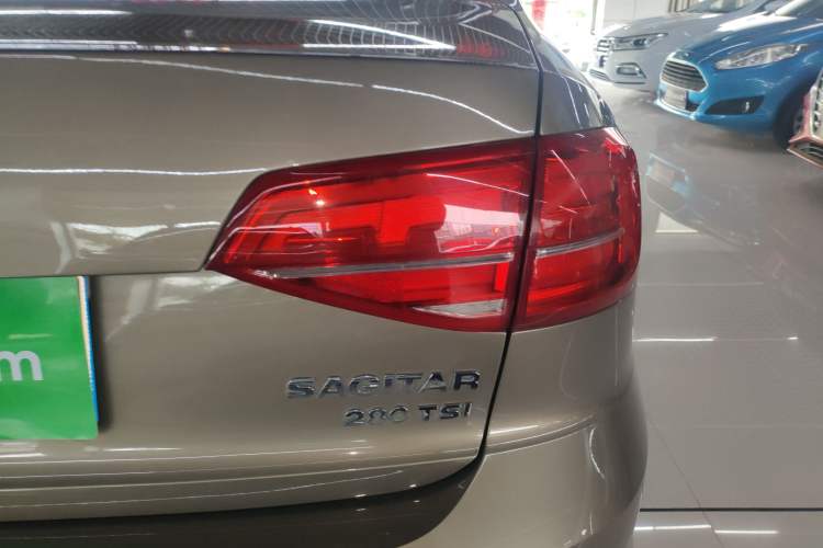 Used Volkswagen Sagitar 2018 280TSI DSG Ignite Edition Exterior 3