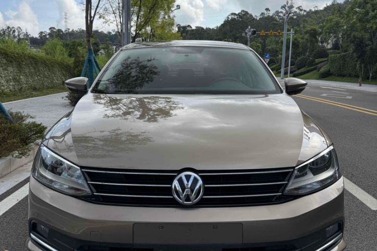 Used Volkswagen Sagitar 2018 280TSI DSG Comfort Model Exterior 5