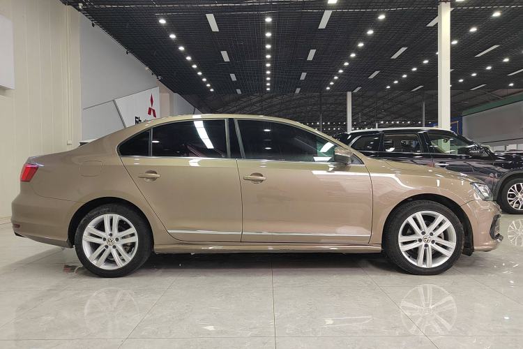 Used Volkswagen Sagitar 2018 280TSI DSG Ignite Edition Exterior 6