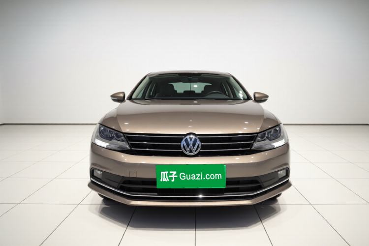 Used Volkswagen Sagitar 2018 1.6L Automatic Comfort Model Front
