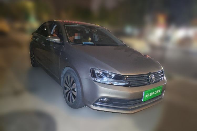 Used Volkswagen Sagitar 2018 1.6L Automatic Comfort Model Front Right 45 Deg