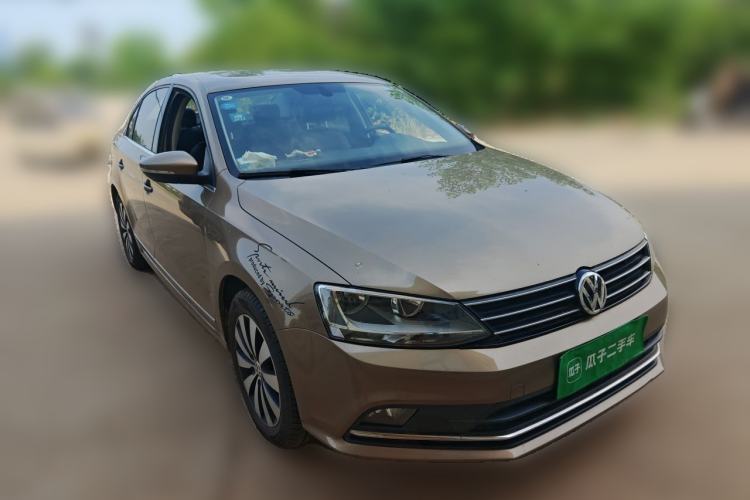 Used Volkswagen Sagitar 2018 1.6L Manual Comfort Model Front Right 45 Deg