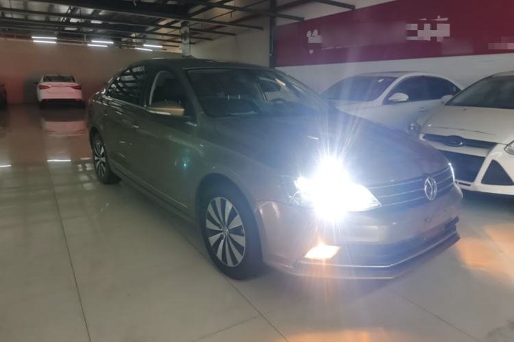 Used Volkswagen Sagitar 2018 1.6L Automatic Comfort Model Front Right 45 Deg