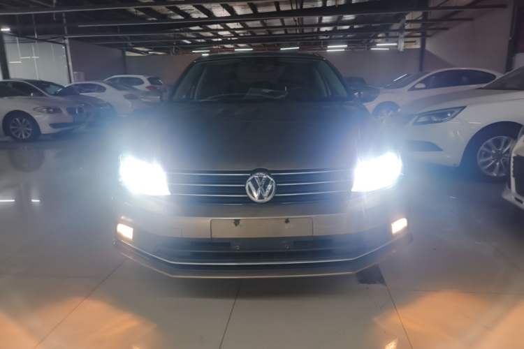 Used Volkswagen Sagitar 2018 1.6L Automatic Comfort Model Front