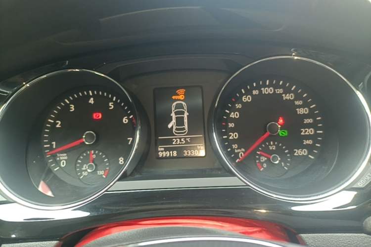 Used Volkswagen Sagitar 2018 280TSI DSG Comfort Model Instrument Cluster