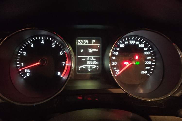 Used Volkswagen Sagitar 2018 1.6L Automatic Comfort Model Instrument Cluster
