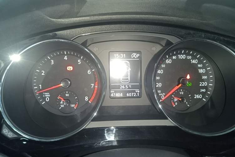 Used Volkswagen Sagitar 2018 280TSI DSG Ignite Edition Instrument Cluster