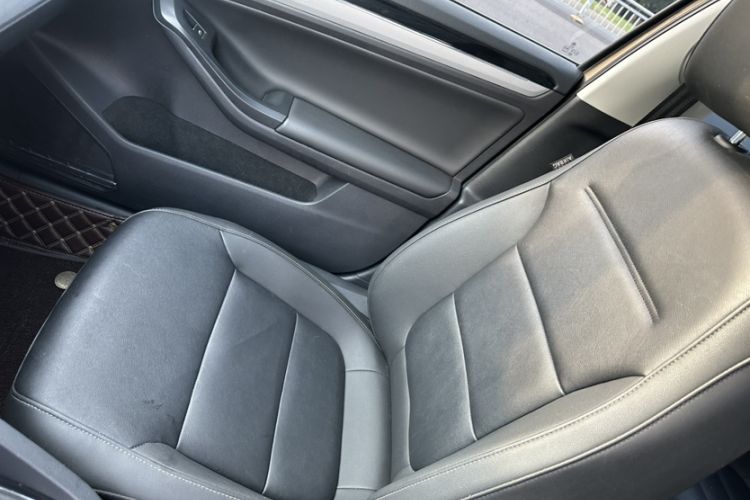Used Volkswagen Sagitar 2018 1.6L Automatic Comfort Model Interior 4