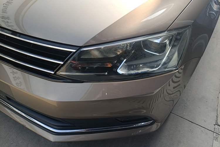 Used Volkswagen Sagitar 2018 280TSI DSG Comfort Model Left Front Headlight