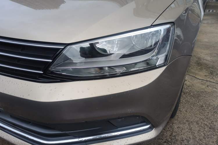 Used Volkswagen Sagitar 2018 280TSI DSG Comfort Model Left Front Headlight