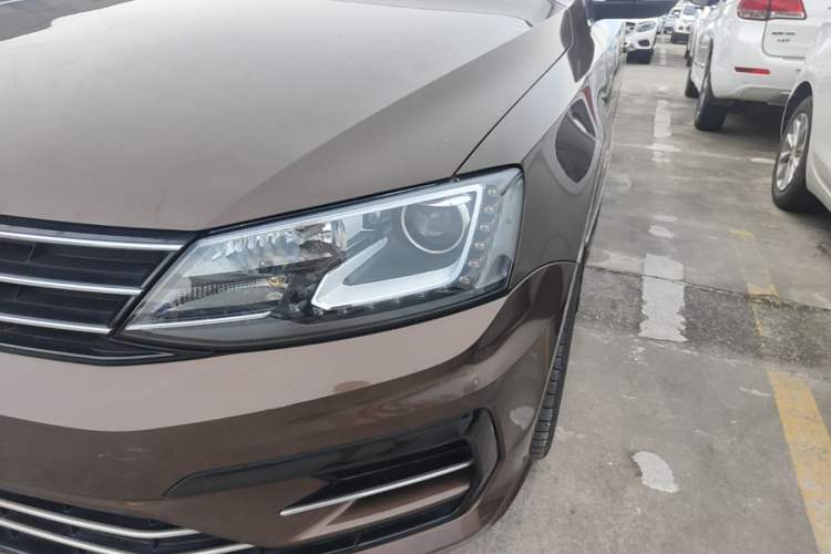 Used Volkswagen Sagitar 2018 280TSI DSG Ignite Edition Left Front Headlight